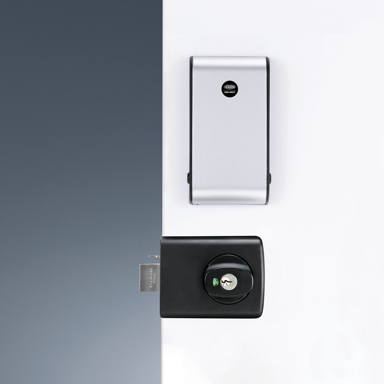 001Touch Plus™ (Matt Black) Interior View