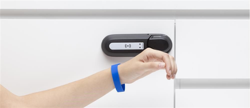 Image: 0905c-cabinetlocks.jpg