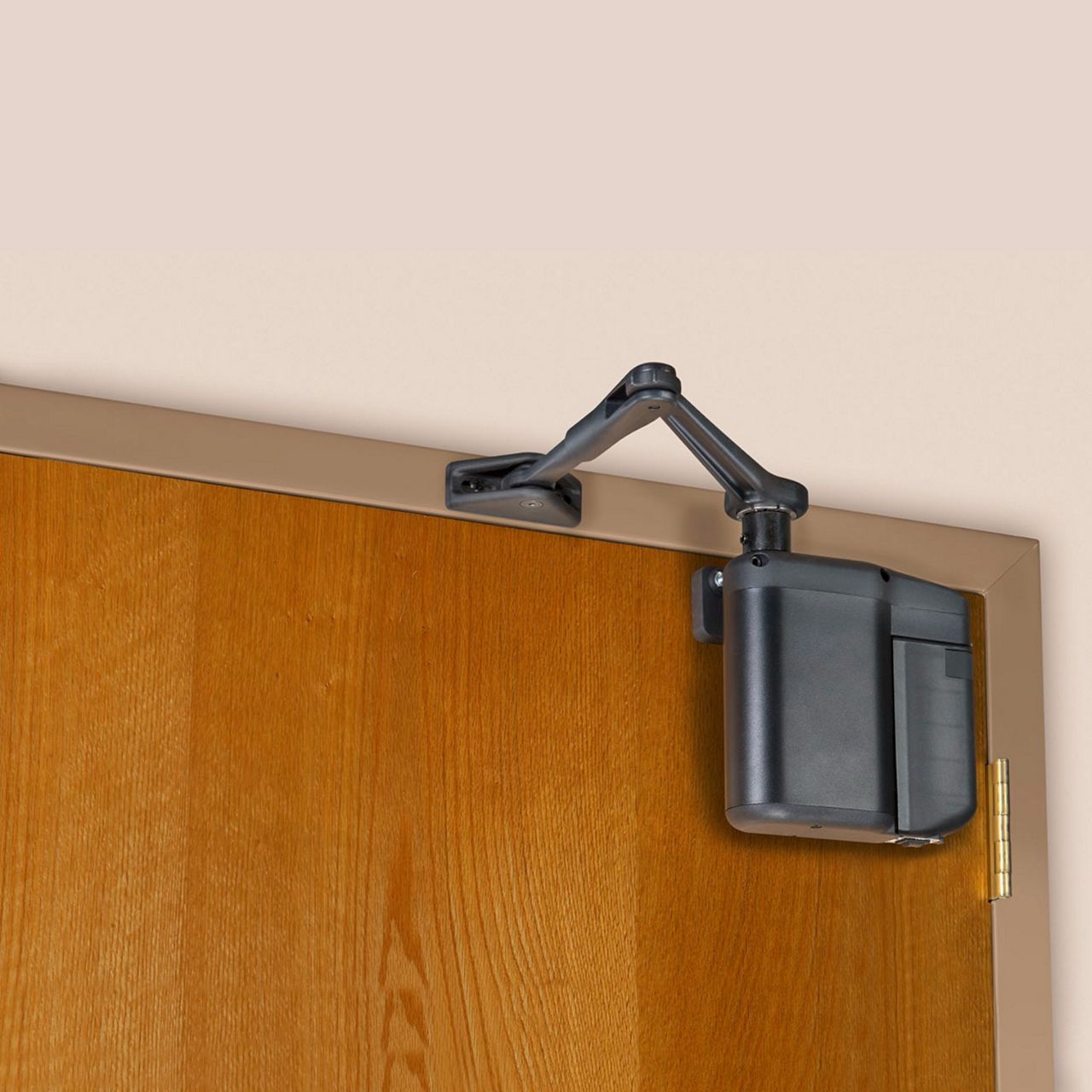 0b2ef-5800onwooddoorrightnocordrgb