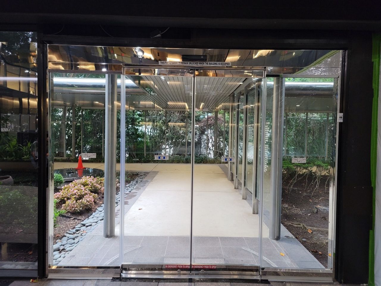 5200 Series Bipart sliding All-Glass AAutomatic Sliding Door