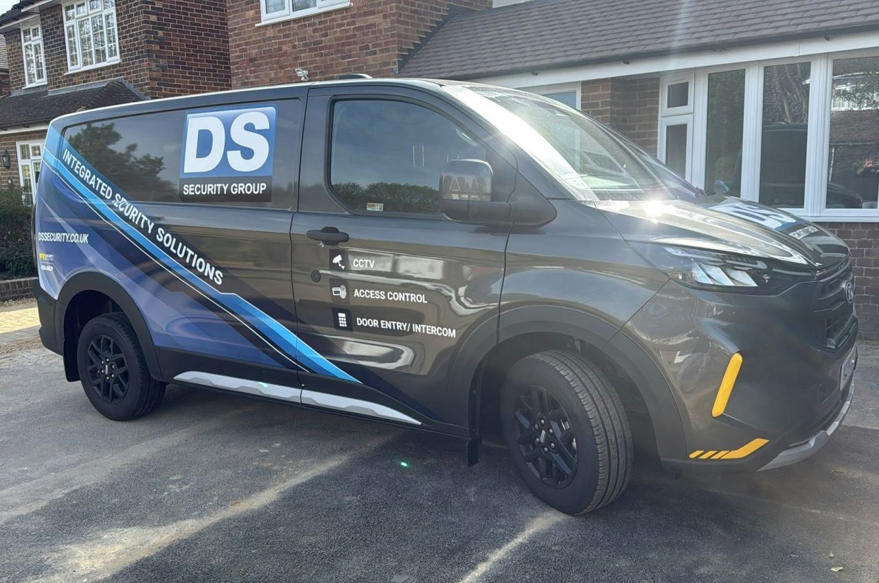 DS security work van
