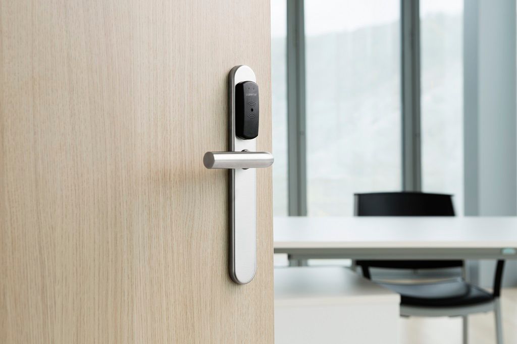 Image: 1d7fb-smartair_wirelessstandardescutcheonofficeeuro-jpg.jpg