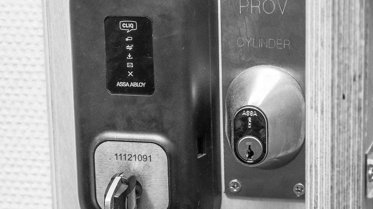 Ett av de installerade låsen på Forsmark 2.