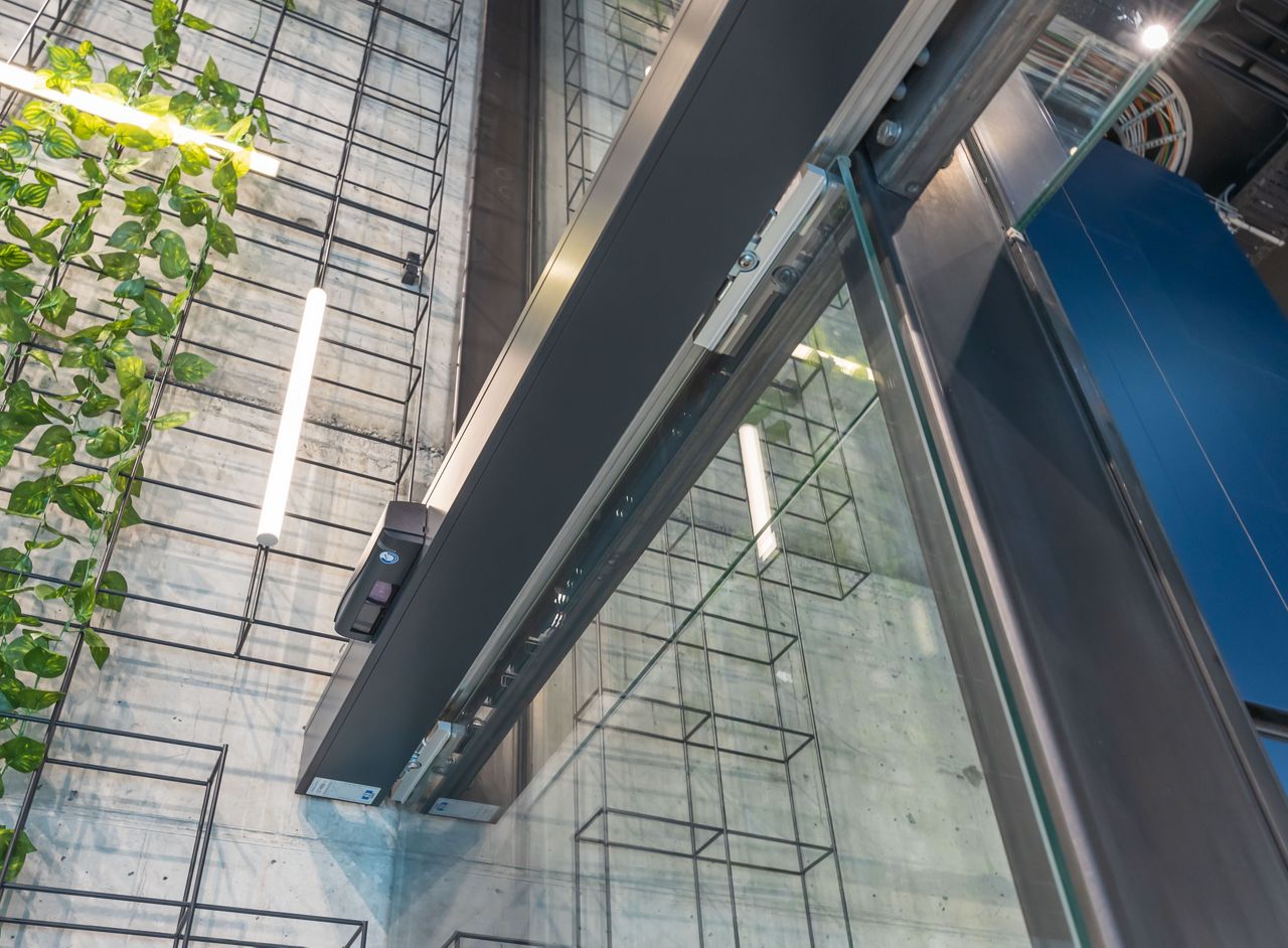 Image: Porte coulissante sans cadre Record STA 20