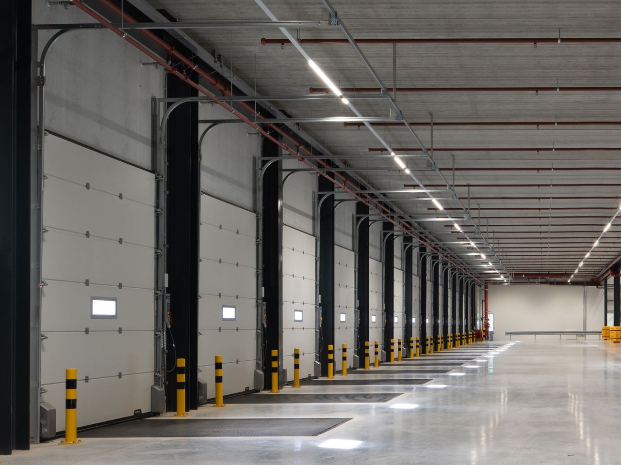 Productiemedewerker in de fabriek in Heerhugowaard