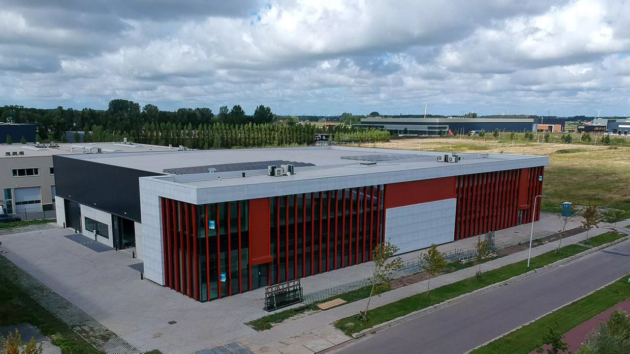  Industrial doors in commercial space