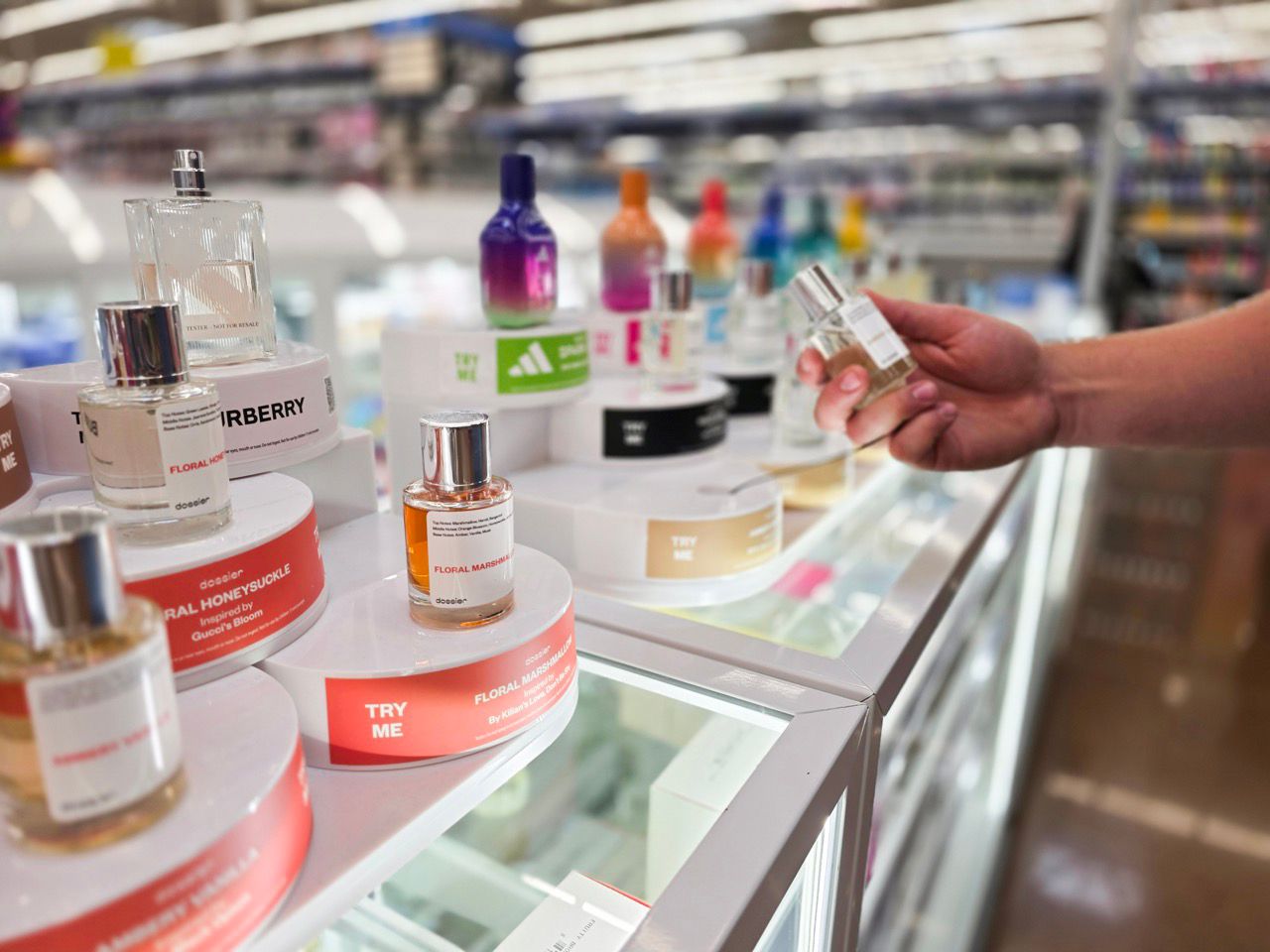 Sennco Solutions in a drugstore
