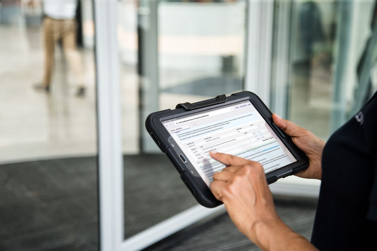 ASSA ABLOY Insight dashboard screen on tablet
