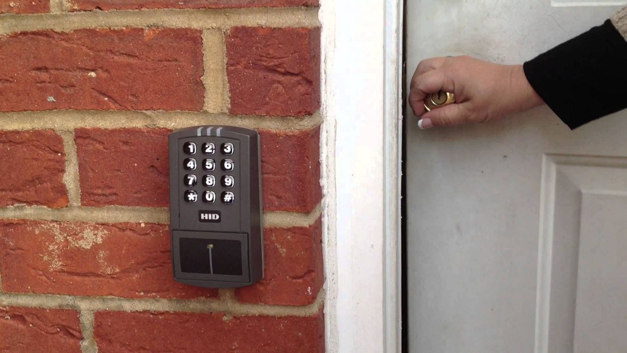 Image: 35301-czytnik-hid-entryprox.jpg