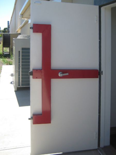 Image: 420 Series Heavy Duty 4Point Lock