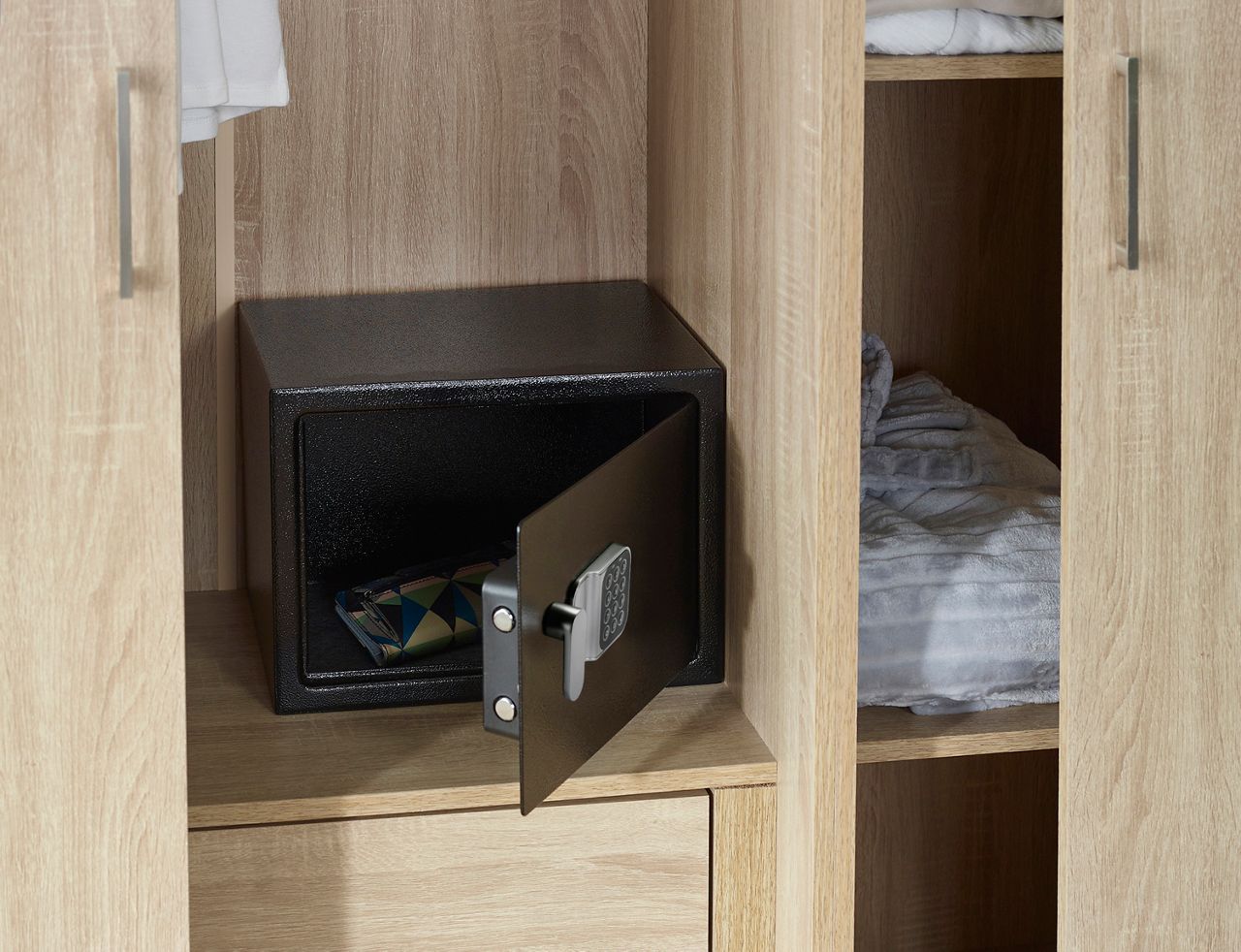 Image: 5010609182200.PT07.jpg