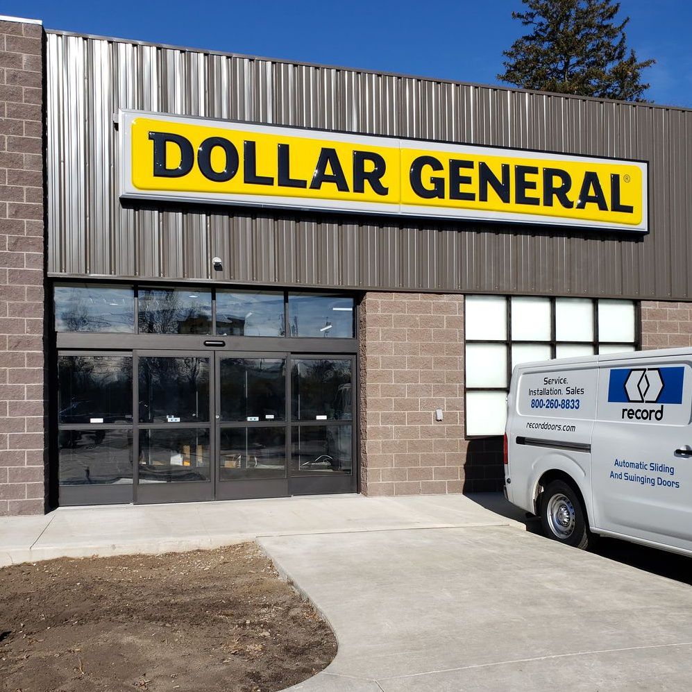 Dollar General store