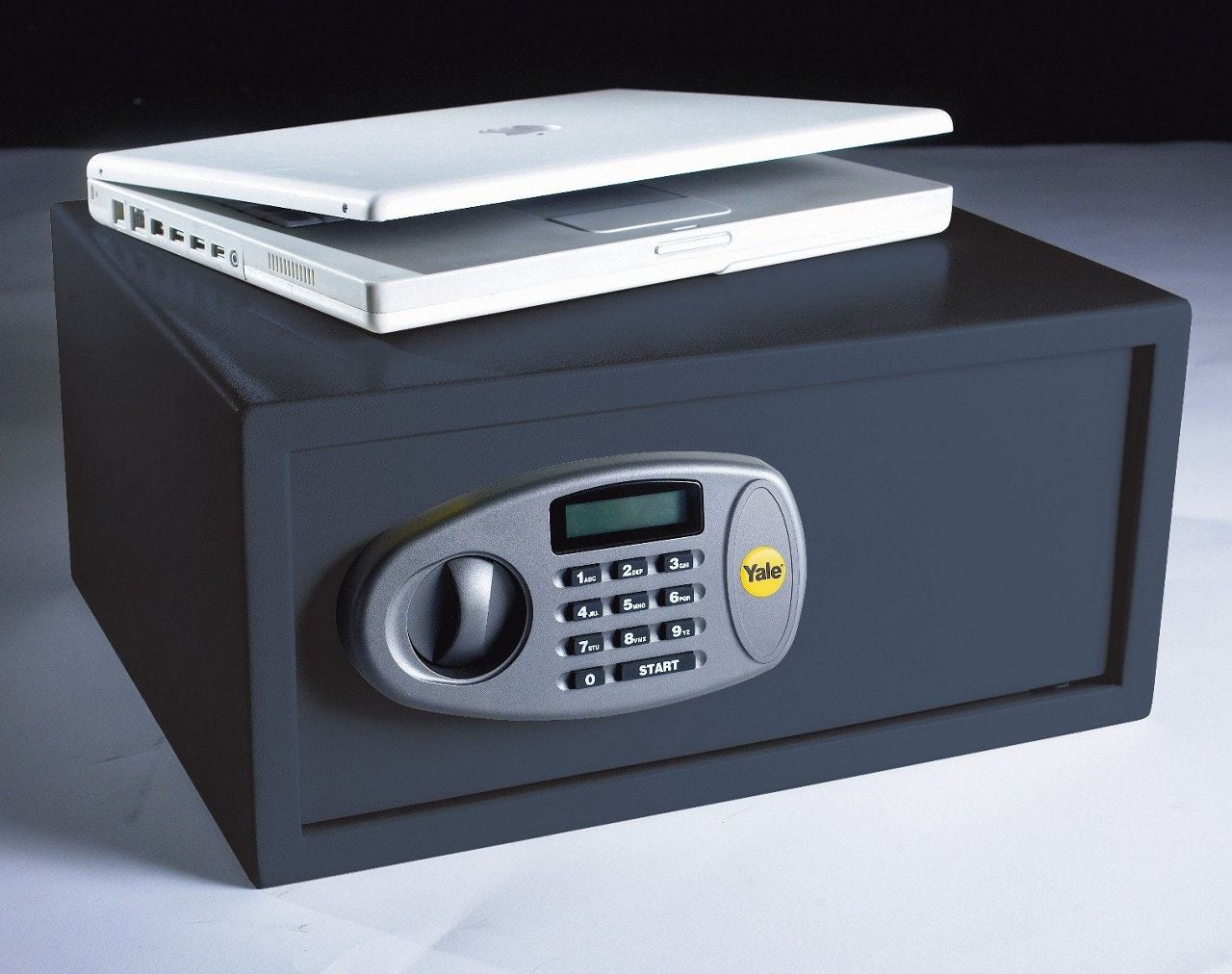 610fe-laptop-budget-safe-2.jpg