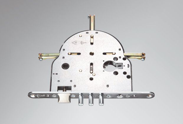 Image: 6308c-235-10mm-bs65multipointlock-jpg-p0x0-q85-m1020x420-framenumber-1.jpg