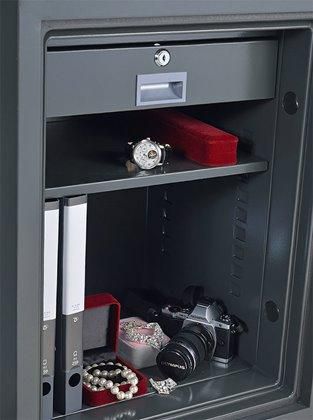 8256c-yale-xxl-fire-safe-inner-jpgp0x0-q85-m1020x420-framenumber1.jpg