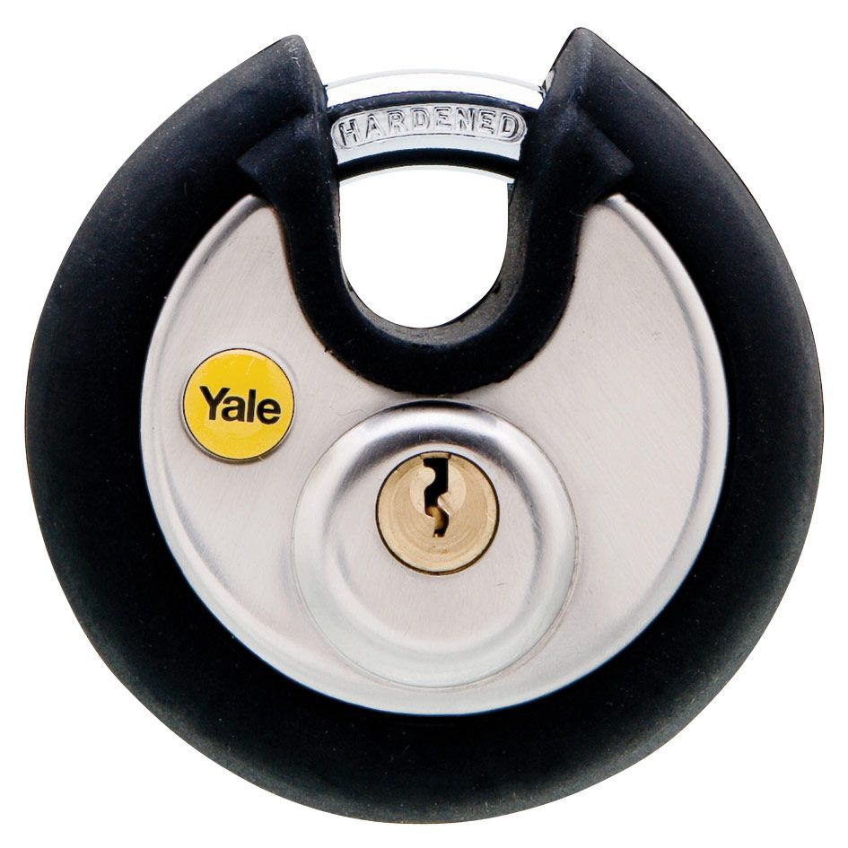 8f7b2-yale-y13070116-marine-grade-stainless-steel-disc-padlock.jpg