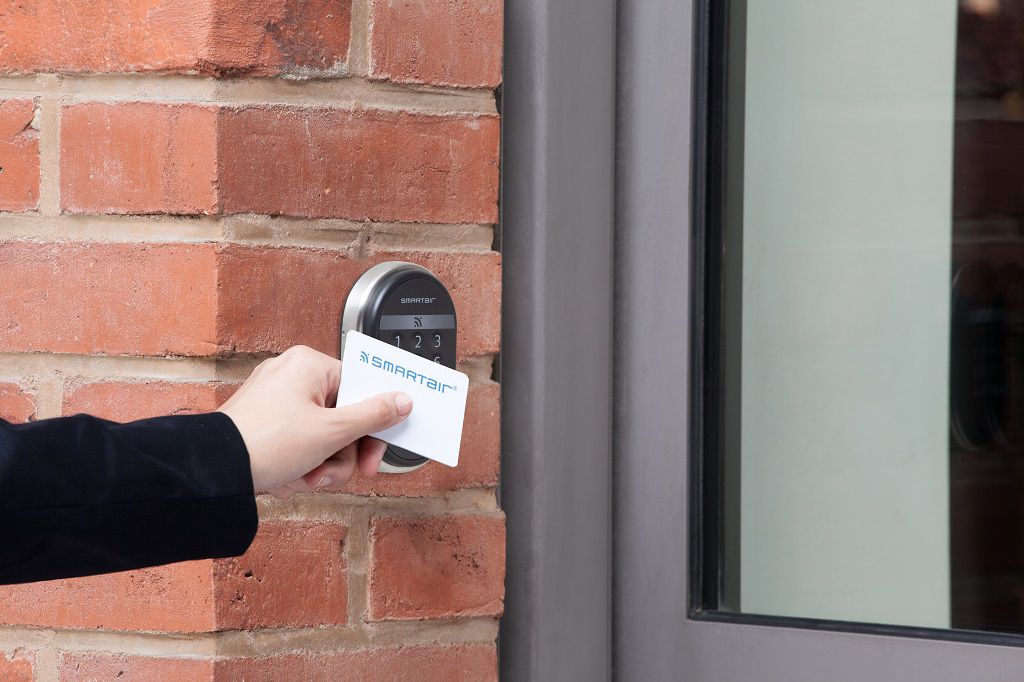 Image: 93acf-smartair_newwallreaderwithkeypadentrancedoorcardlandscape-jpg.jpg