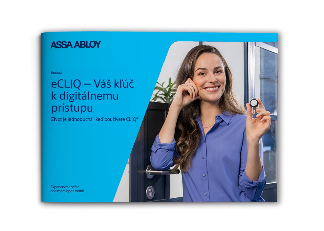 Brožúra eCLIQ na tmavo-modrom podklade