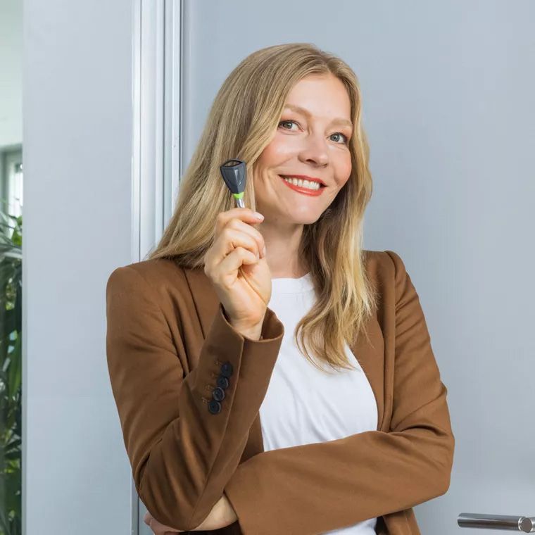 ABLOY PULSE is a unique digital locking and access management system that requires no batteries or wiring