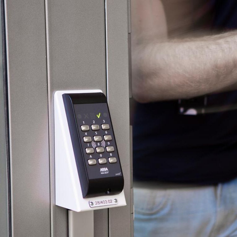 ASSA ABLOY Pando.