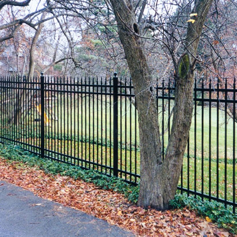 Jerith Aero aluminum fence in style #101