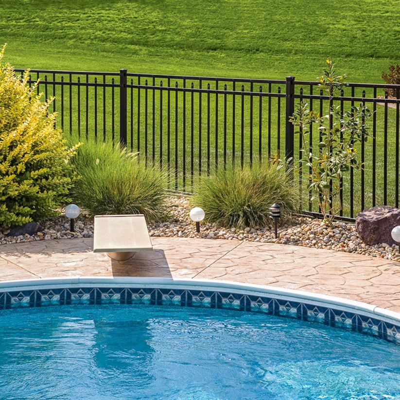 Jerith Aero aluminum fence in style #200