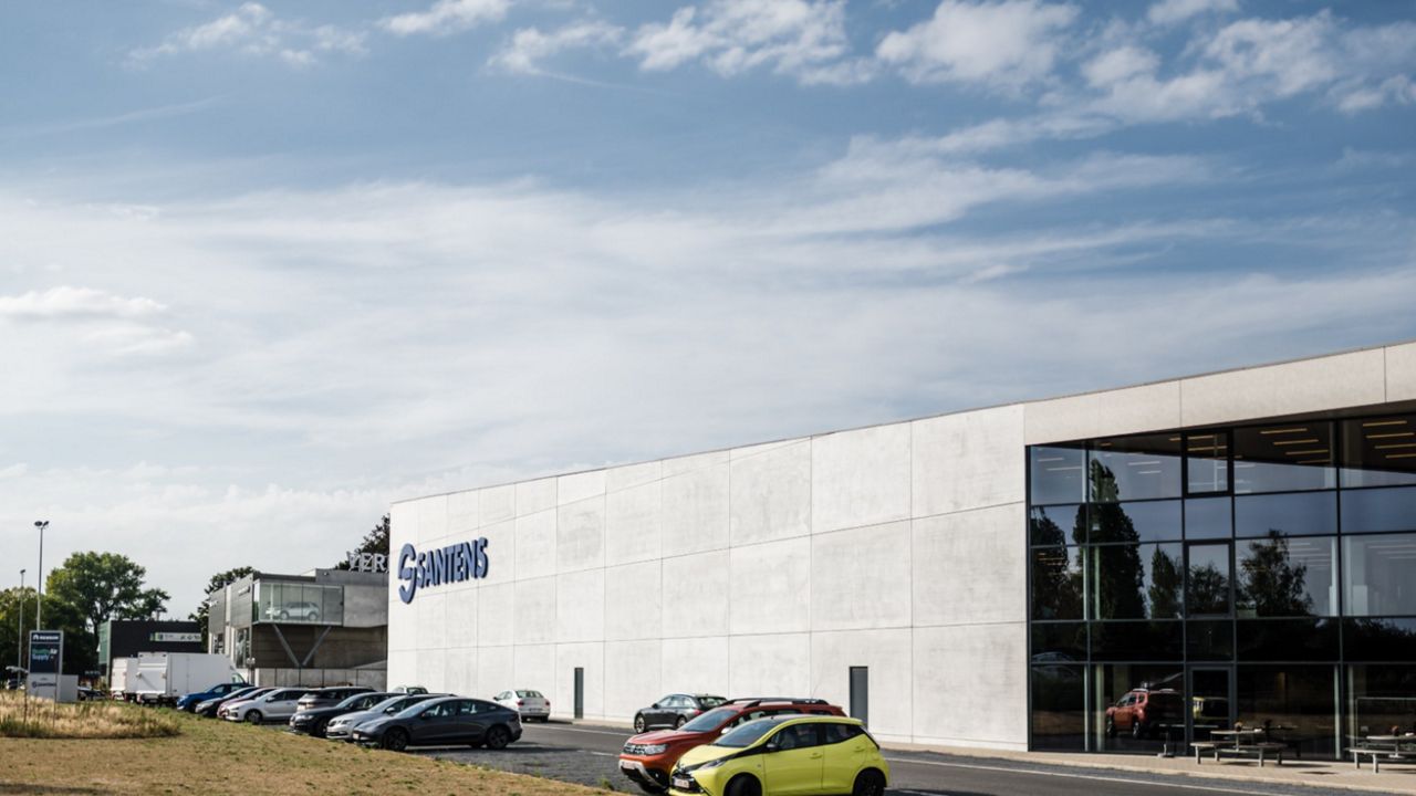 “De deurdrangers van ASSA ABLOY Opening Solutions zijn prijs-kwaliteitsgewijs bij de beste”