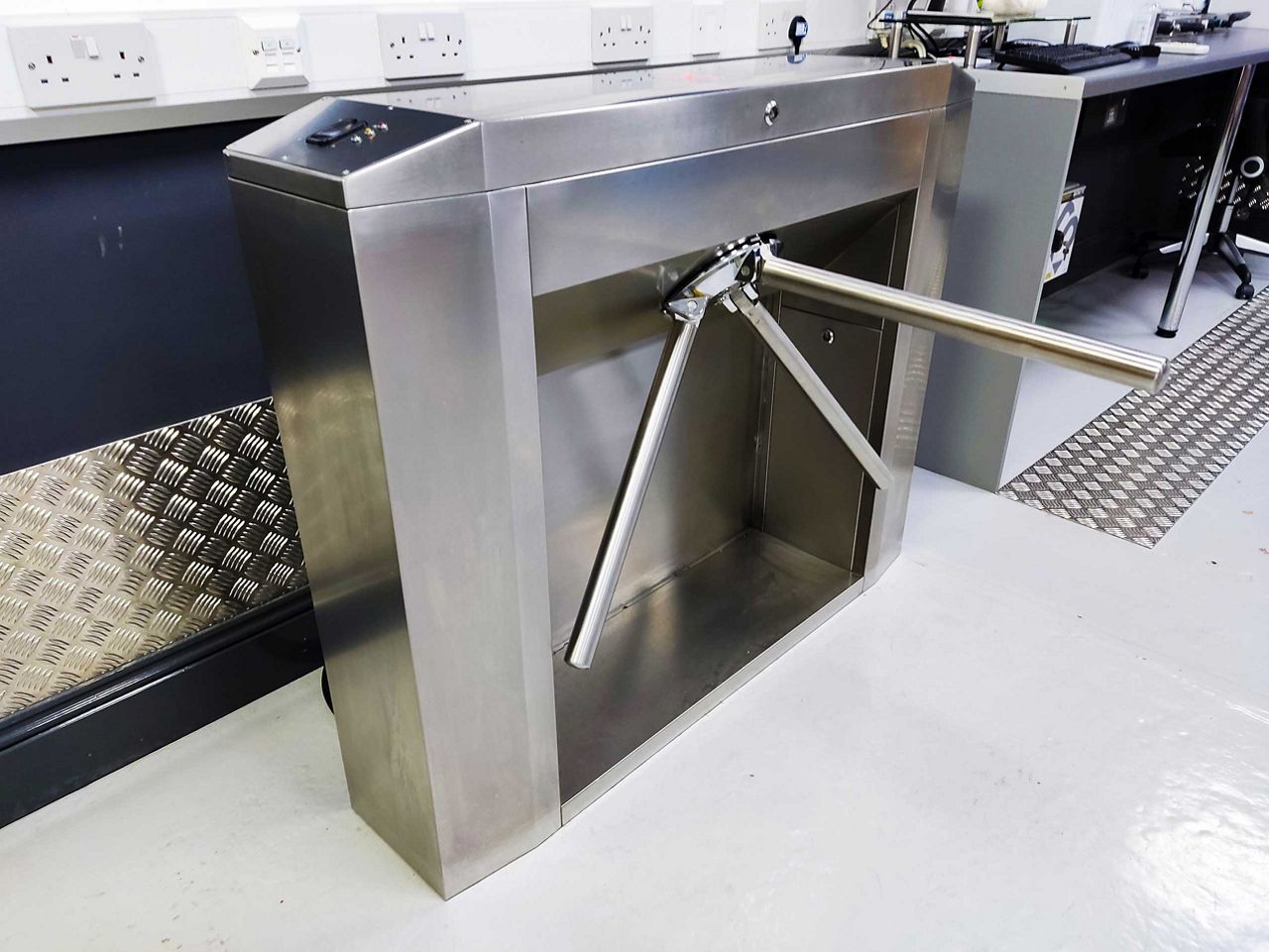Biosite half height turnstile