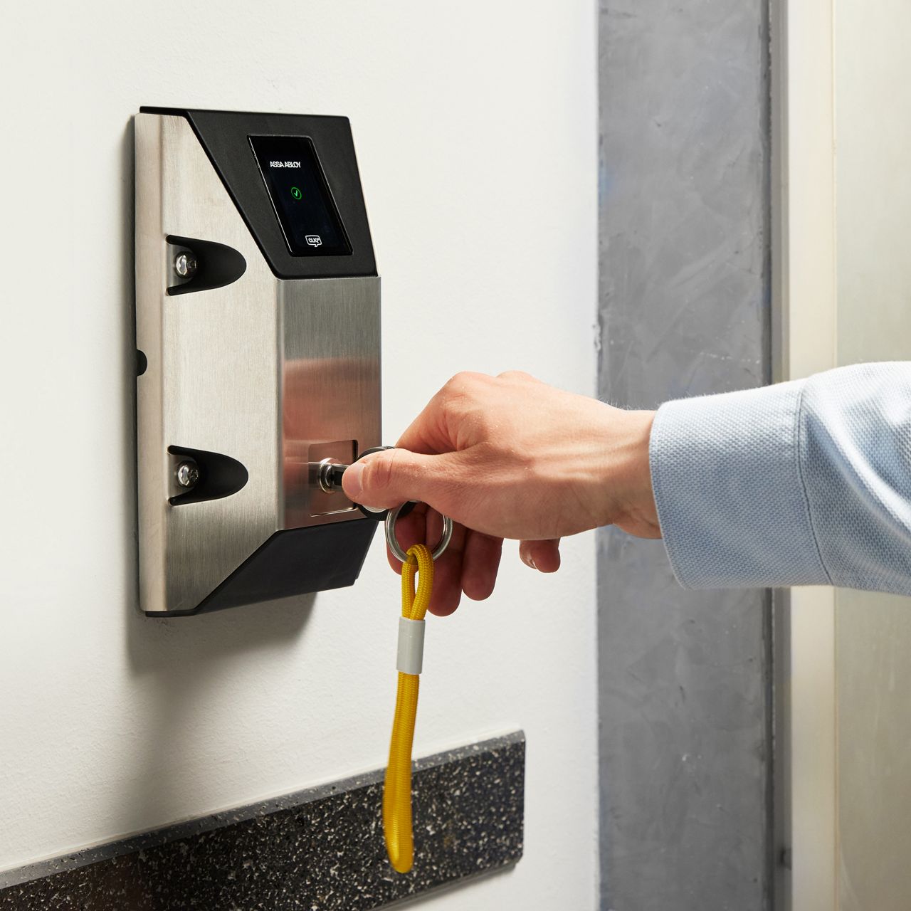 Image: CLIQ Wall Programming Device