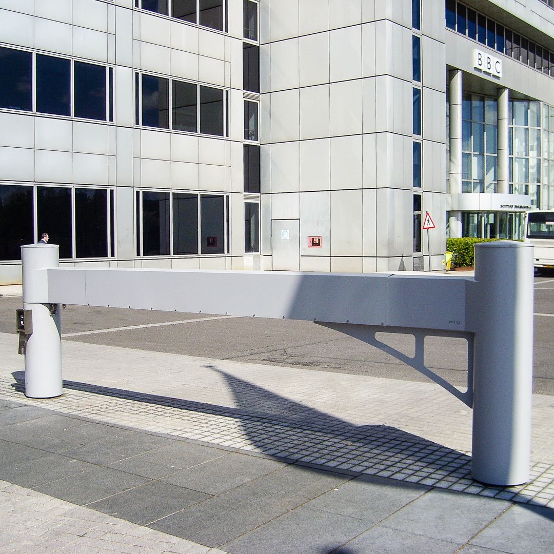 Cityscape anti-ram gate