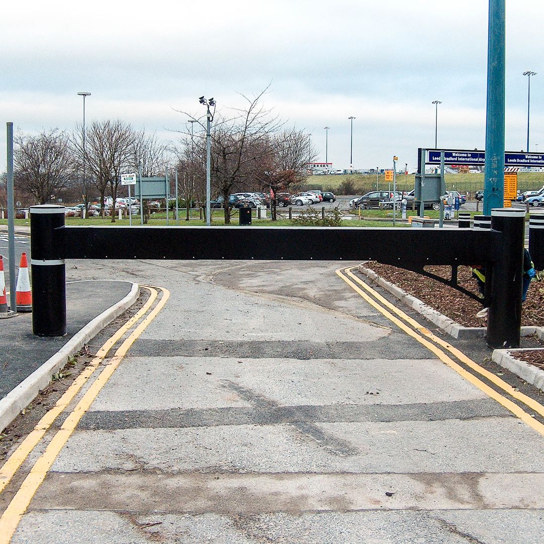 Cityscape anti-ram gate
