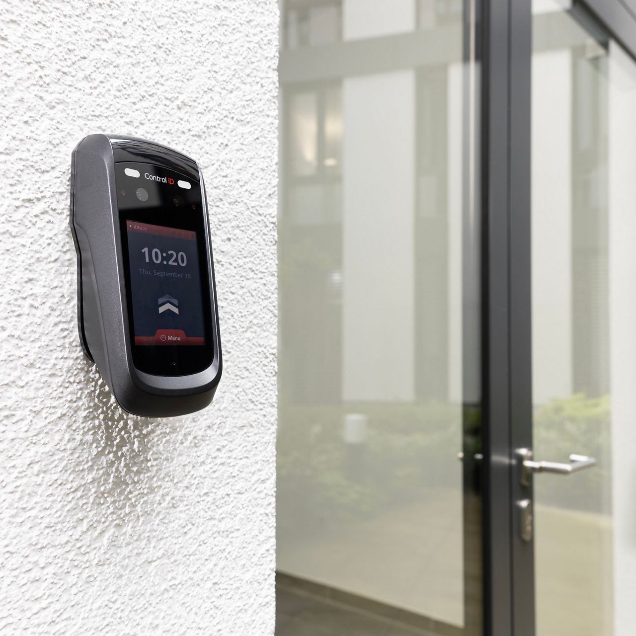 iDFace controlling access to an entrance
