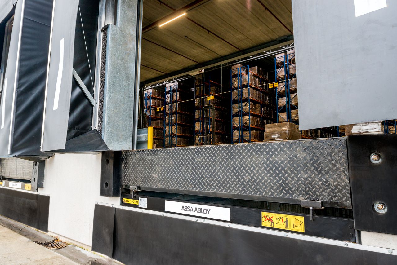 Image: Dock leveler DL6010S