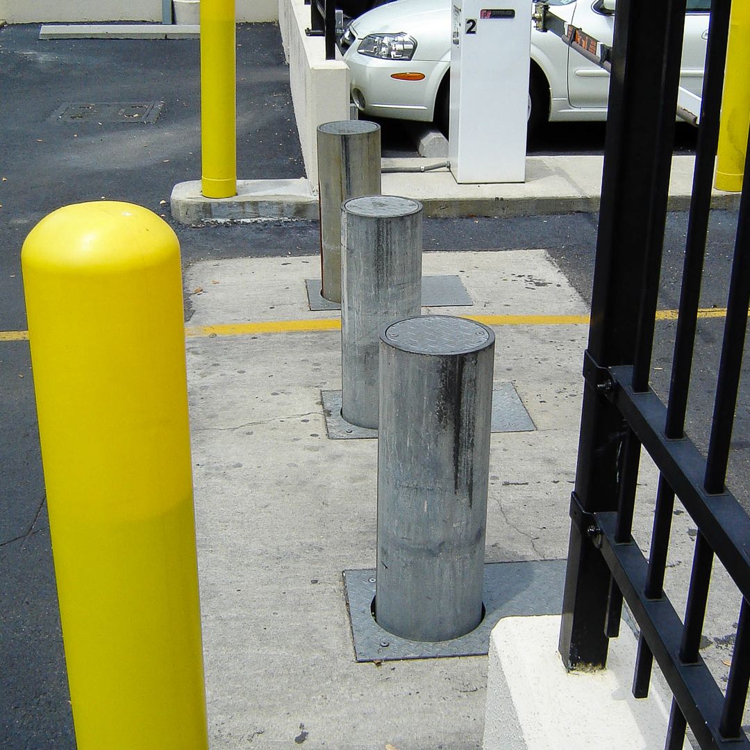 Defender automatic bollards galvanized