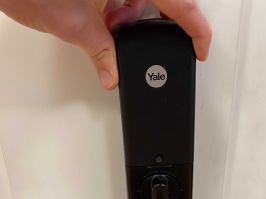Yale Doorman installation step 5.