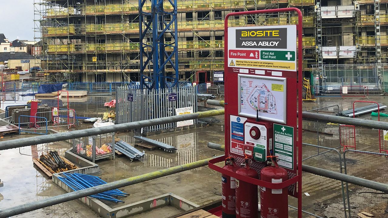Wireless fire alarms for construction