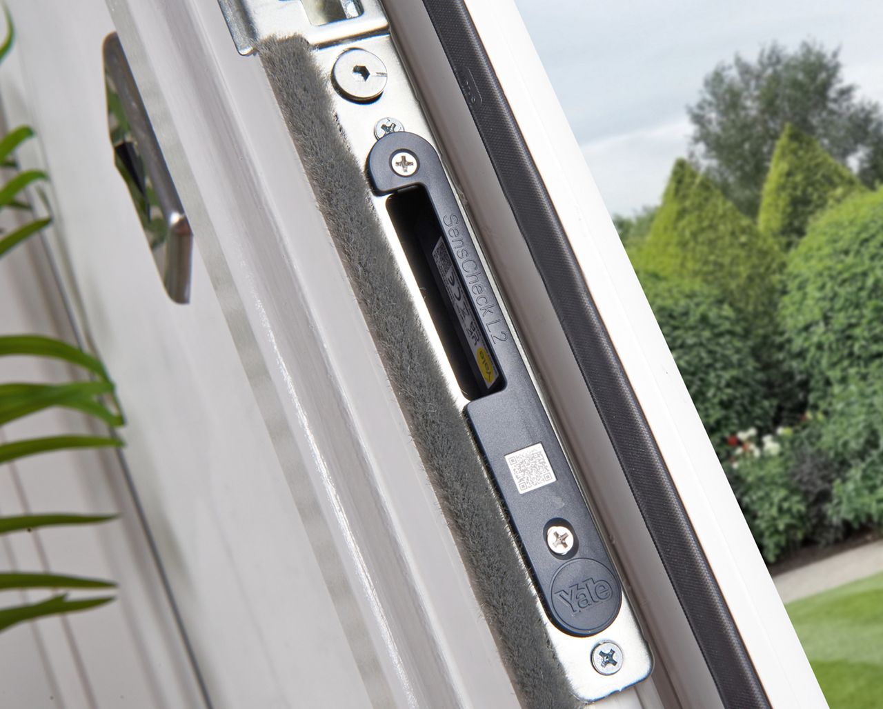 senscheck-door-and-window-sensors
