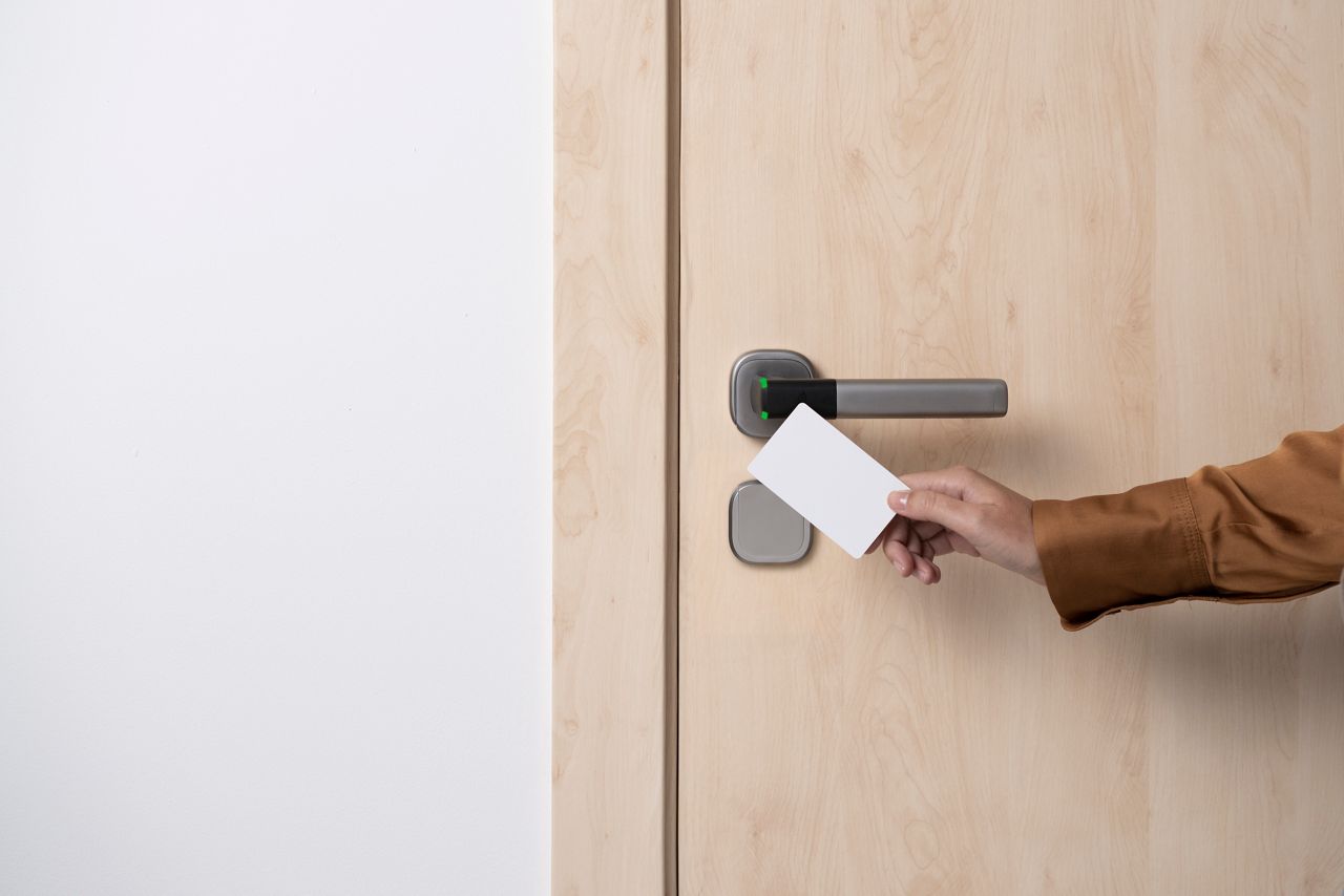 Access Control with Smartair Knob 