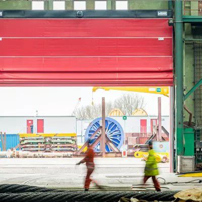 Heavy industry door - megadoor