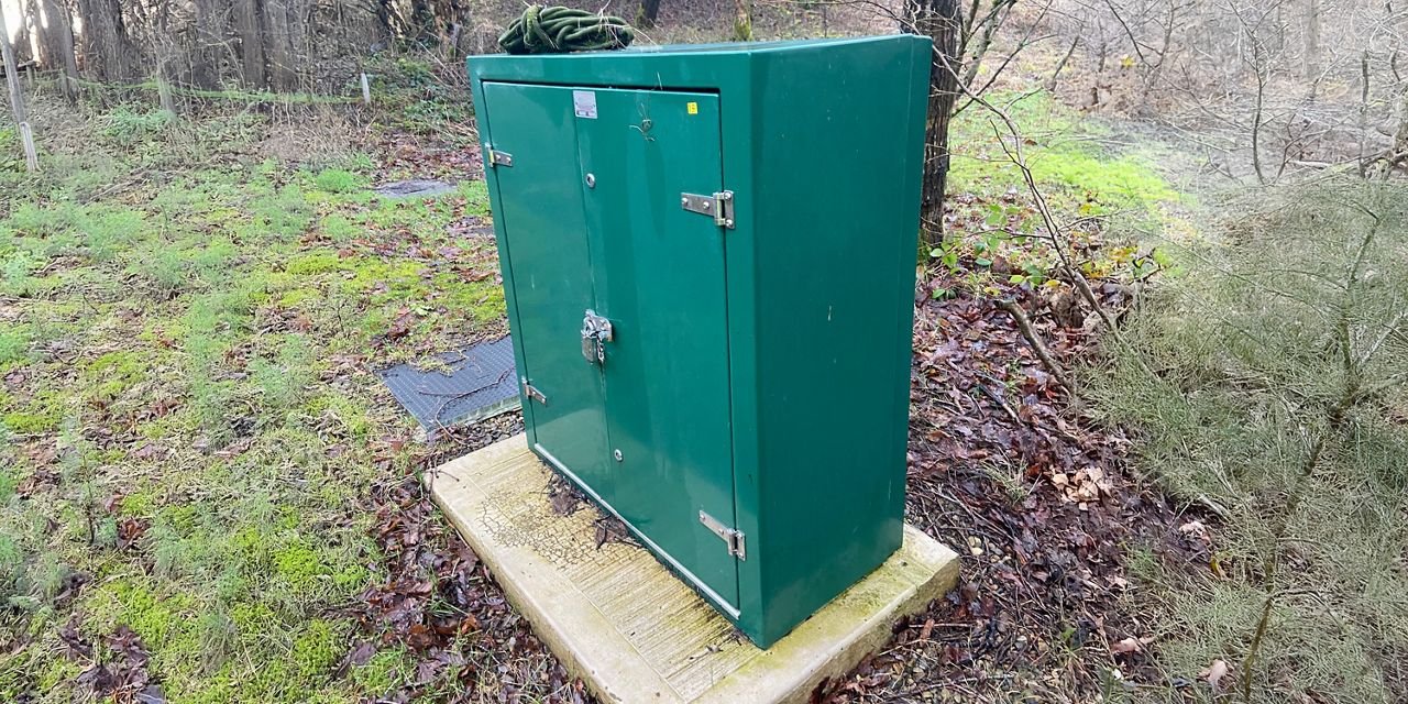 Water Access Cabinet