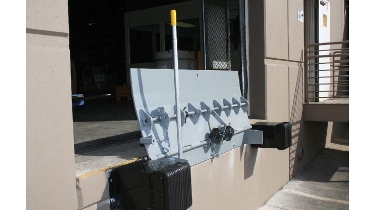 Mechanical edge of dock leveler.