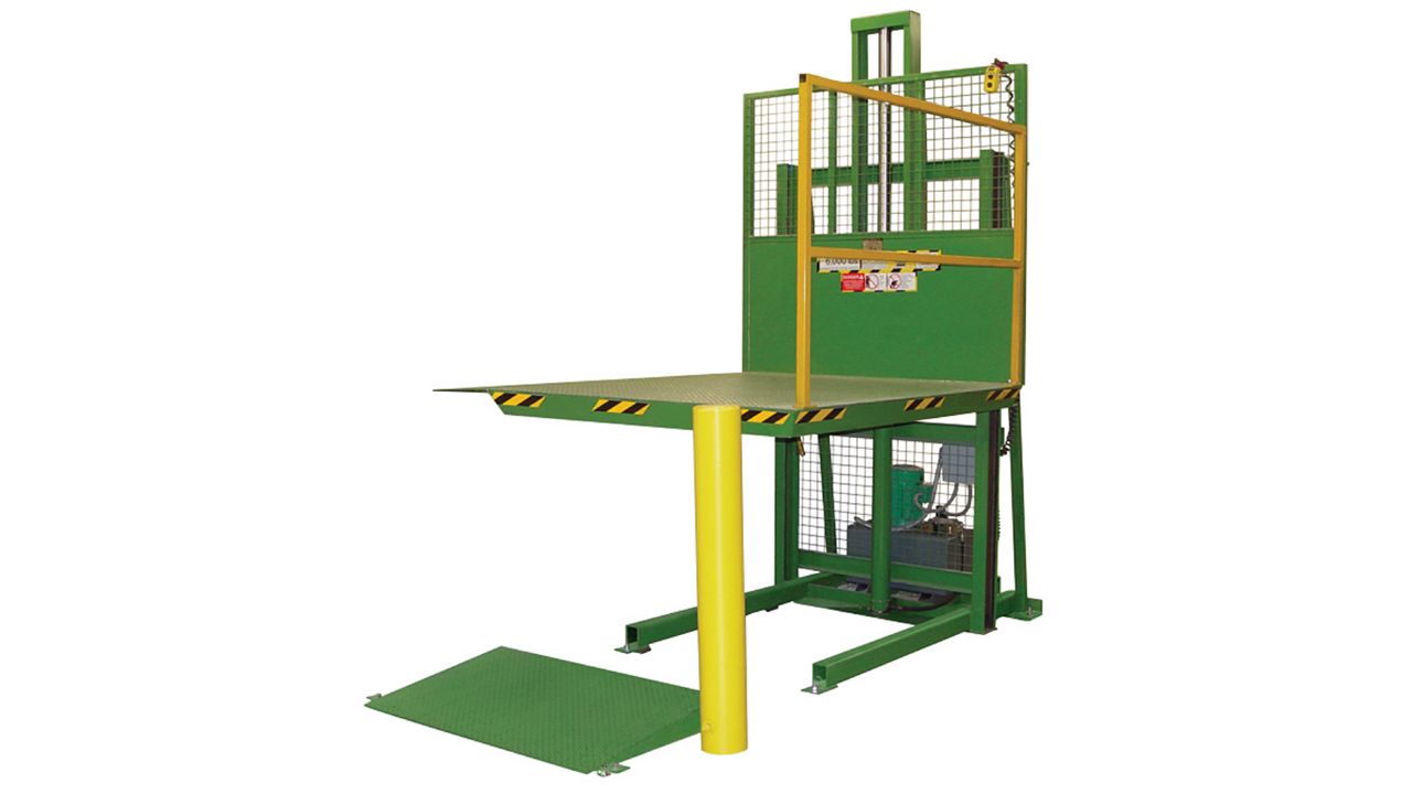 A versatile rail lift suitable for moving people and products on the loading dock, ideal for spaces where a surface-mounted lift is required.