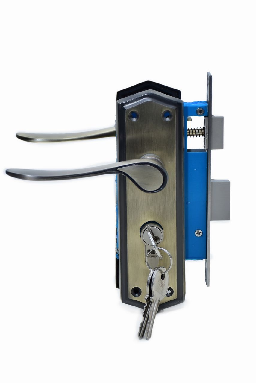 union door lock