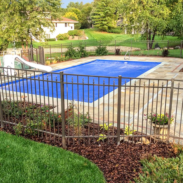 Jerith Legacy aluminum fence in style #211