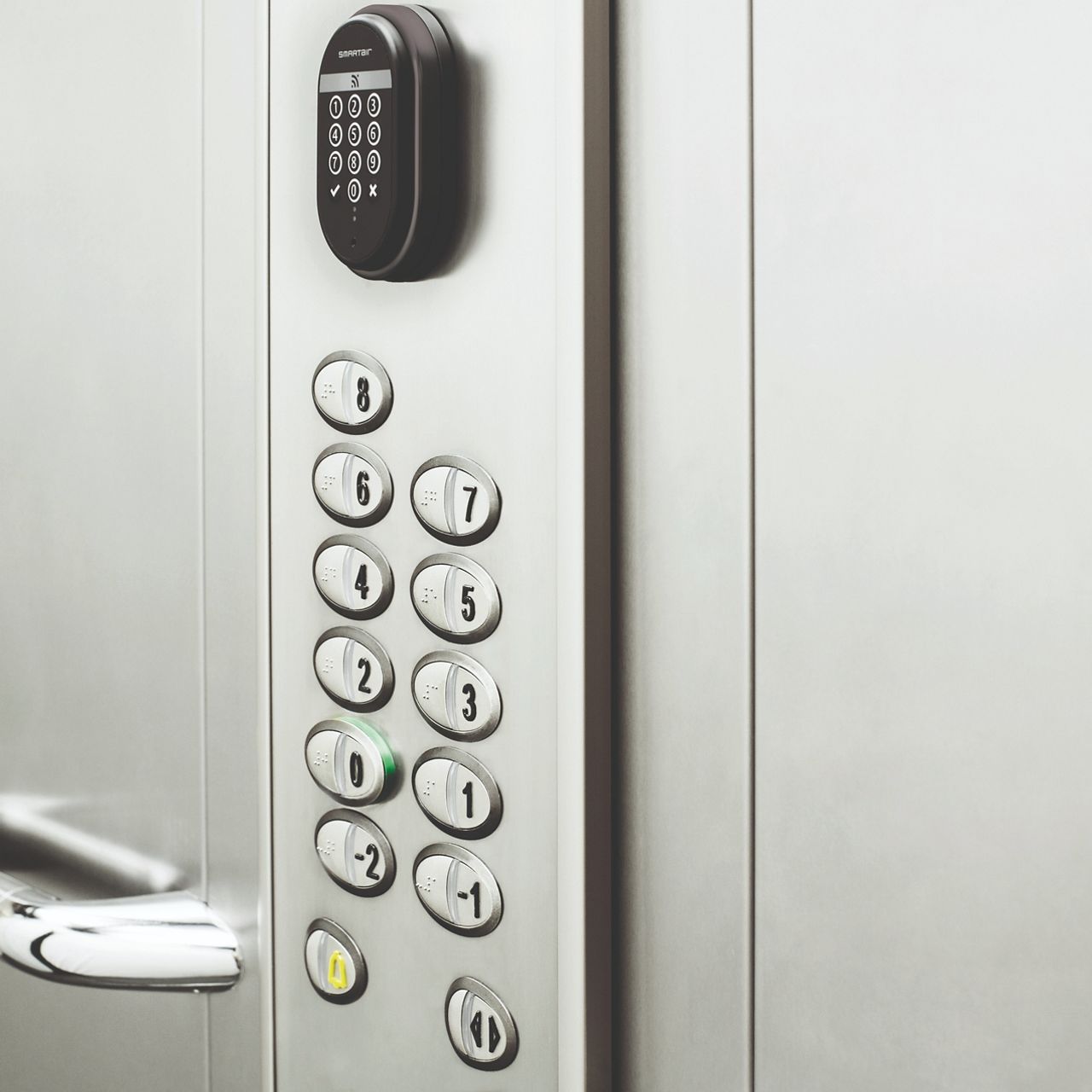 Image: c355c-smartair_wirelessstandardwallreaderlift-jpg.jpg