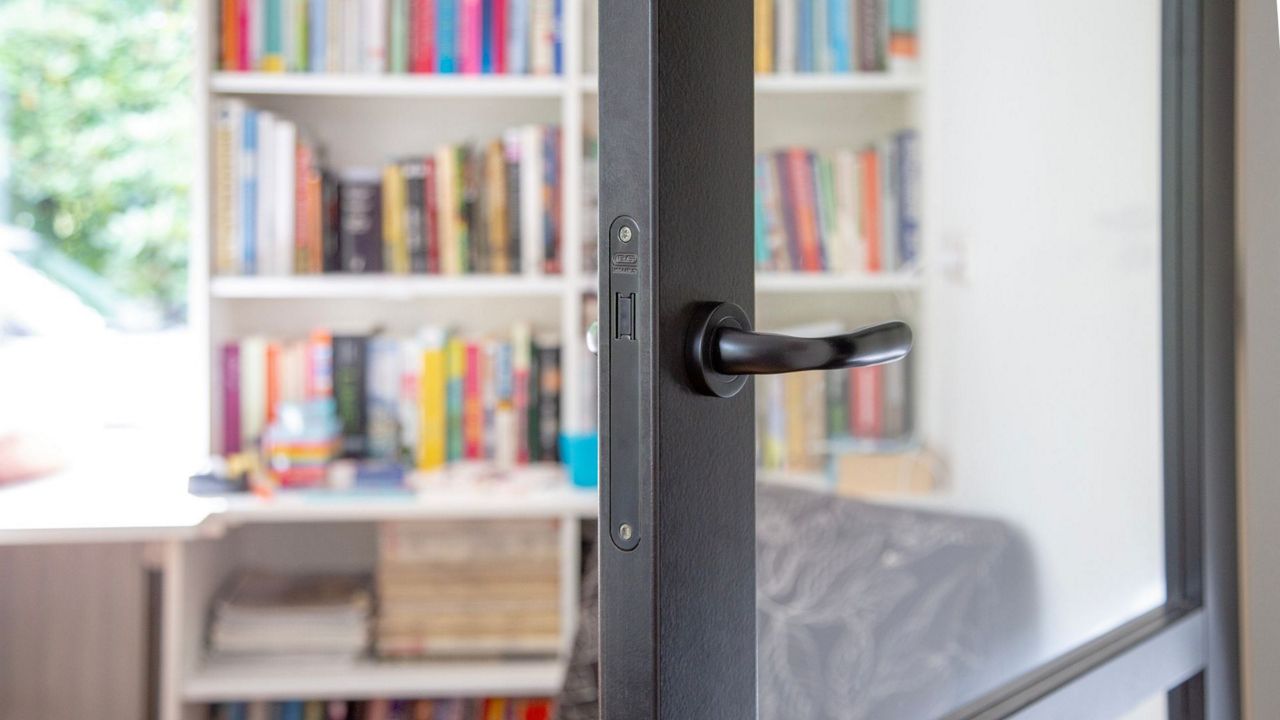 Magneetslot voor binnendeur