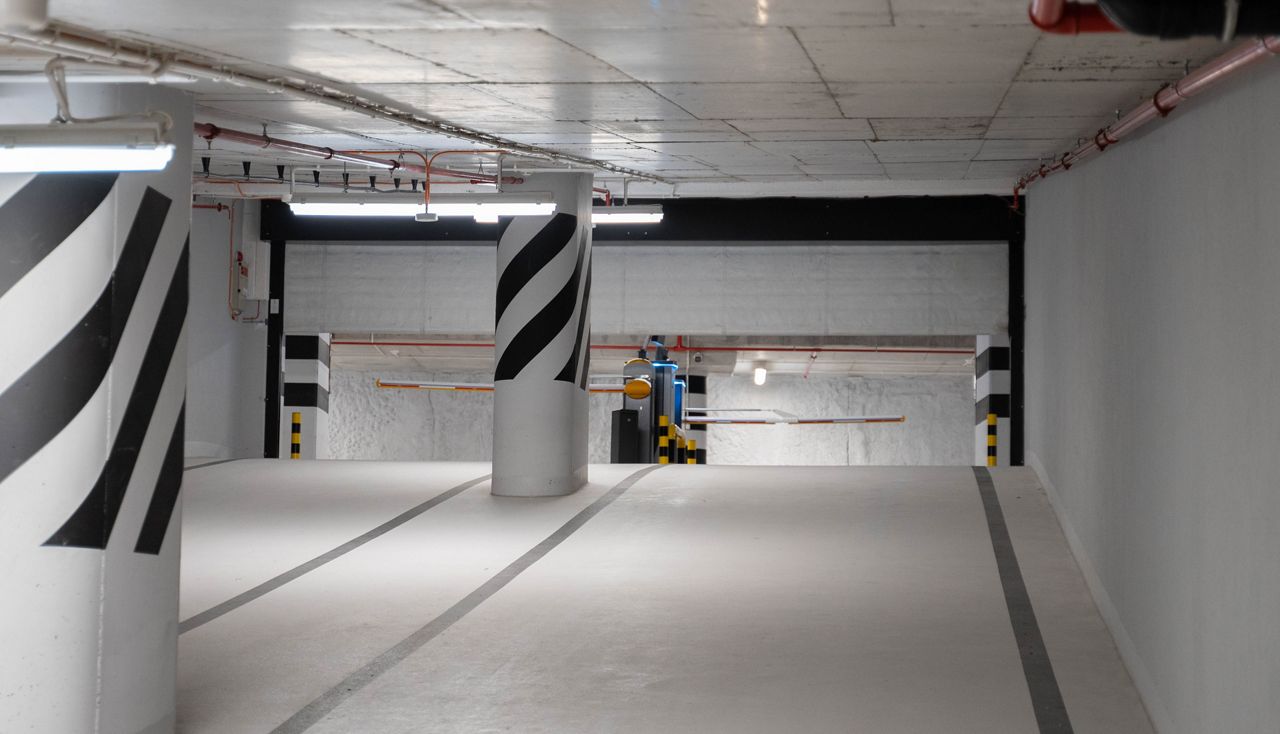 Brandgardin i ett garage