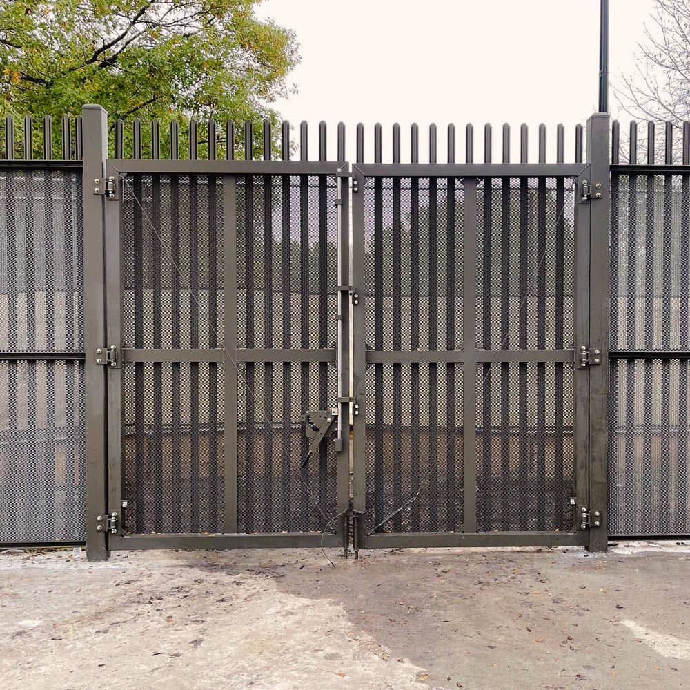 Matrix Hardened high security in black