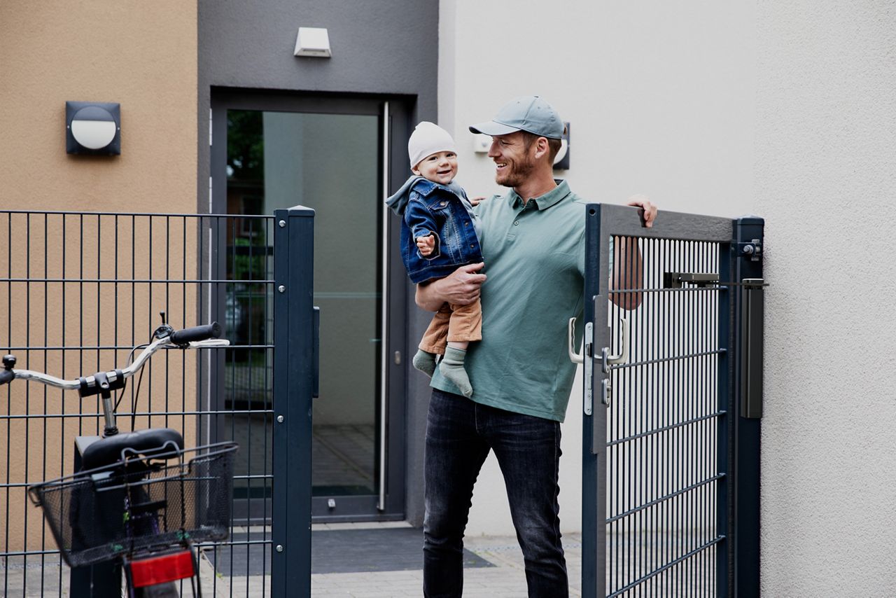 Image: Samozamykacz do furtki