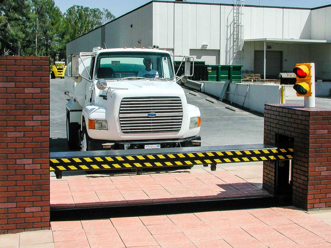 Patiot anti-ram beam barrier 
